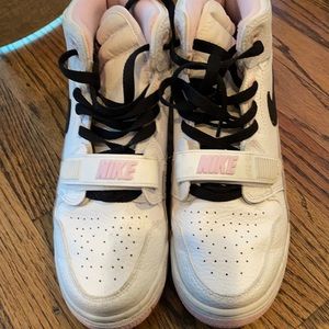 Girls pink/white Jordans. Good used condition. Fits women size 8/8.5